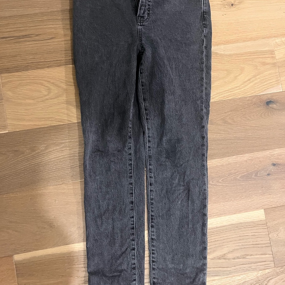 Women’s madewell denim pants.